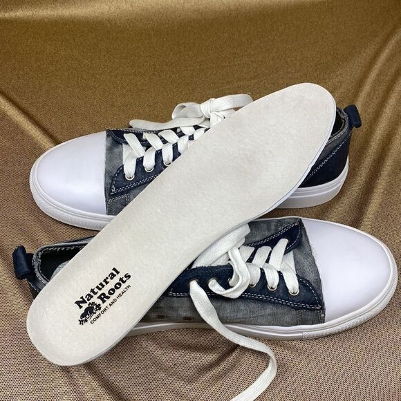 Roots Natural Comfort and Health Cap Toe Sneakers - Picture 13 of 14